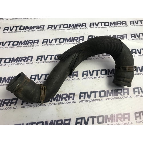 Патрубок радіатора Opel Astra H 2004-2010 1.9 CDTI 16V